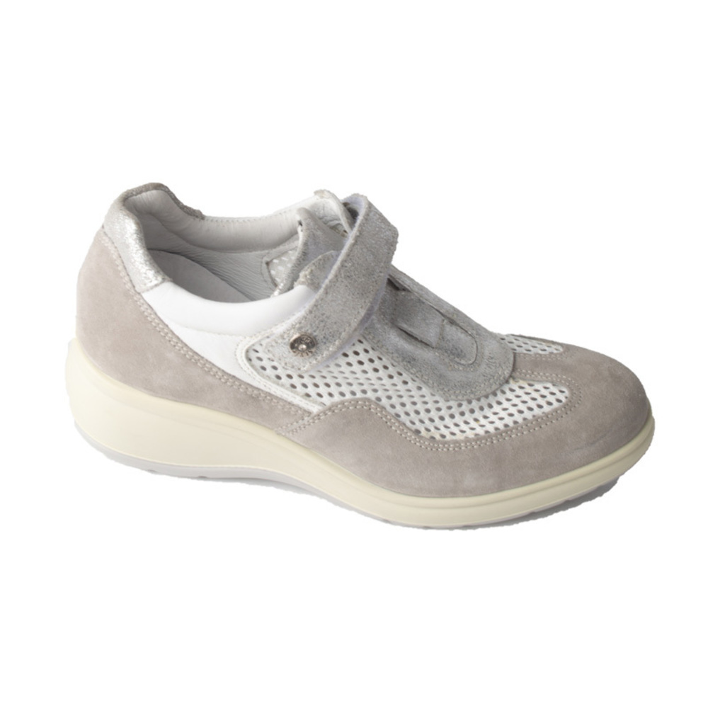 IMAC LIGHT GRAY, SILVER, WHITE LOAFERS | WOMENS SIZE 36